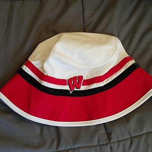 wisconsin bucket hat
